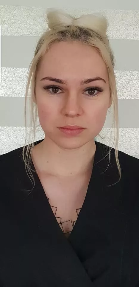 Zdjęcie gwiazdy disco polo przed i po metamorfozie podbija sieć! Szokująca przemiana!
